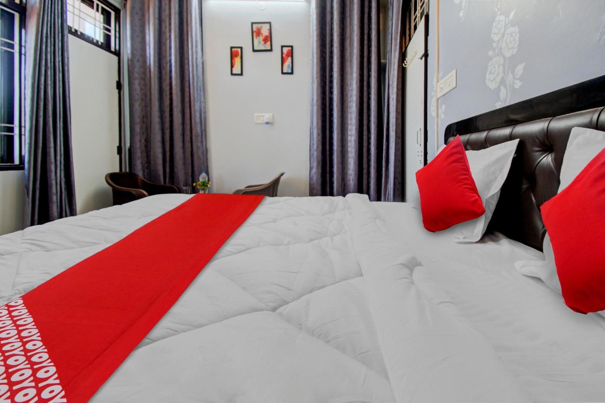 Oyo Flagship 81130 Vanya Guest House Джайпур Екстериор снимка